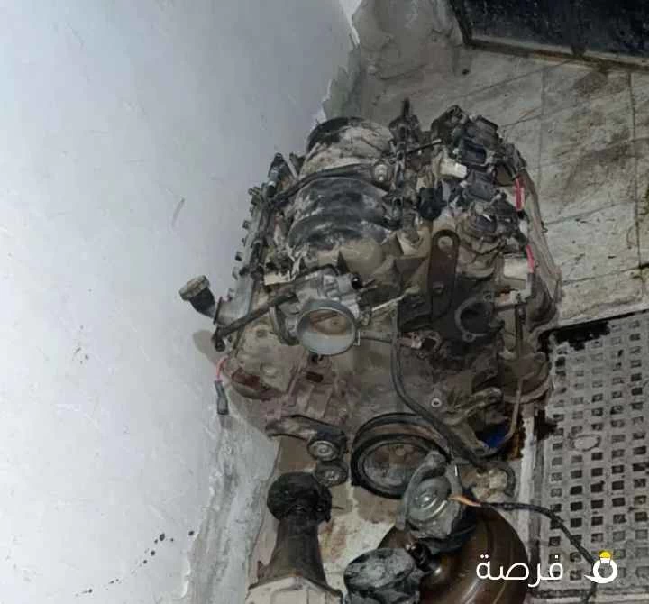 للبيع مكينة c5 zo6 روس 243 بلوك 5.7 ستاندر مع بخاخاتها وثلاجه الثلاجه فيها كسر من ورا يتصلح