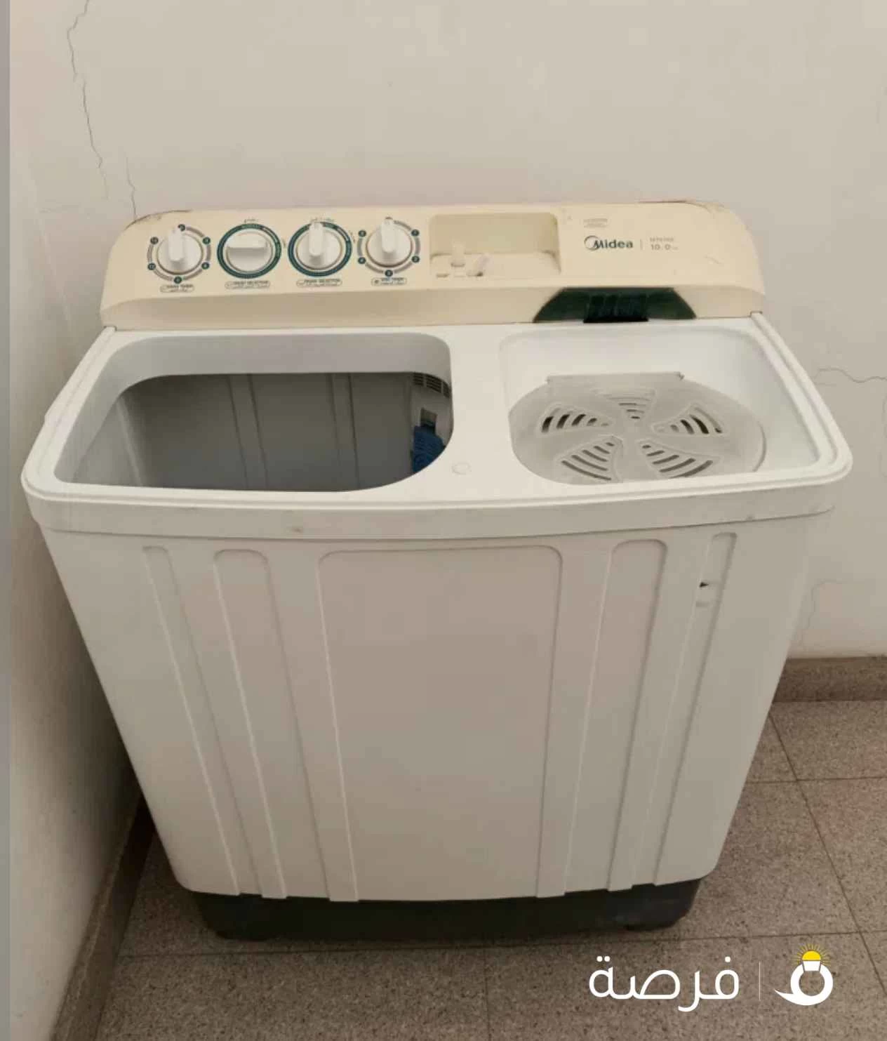 urgent sale media washing machine 10 kg with dryer all working perfect no any