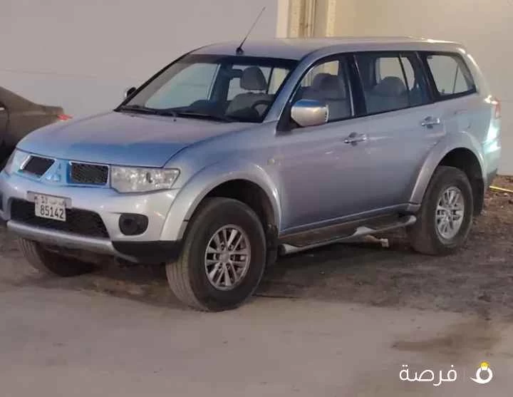ميتسوبيشي باجيرو سبورت ⁦Lowline⁩
