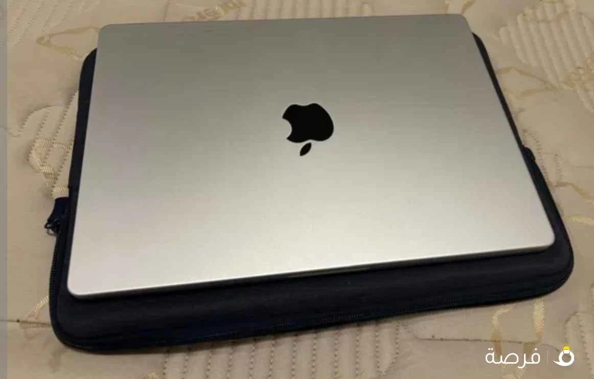 MacBook pro 24RAaM 1TB