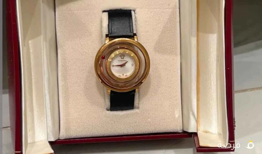 الساعه اصليه وتوني حاط بطاريه جديده و سير جديد السعر 60 غير قابل للمساومه وللجادي البيع لدواعي السفر