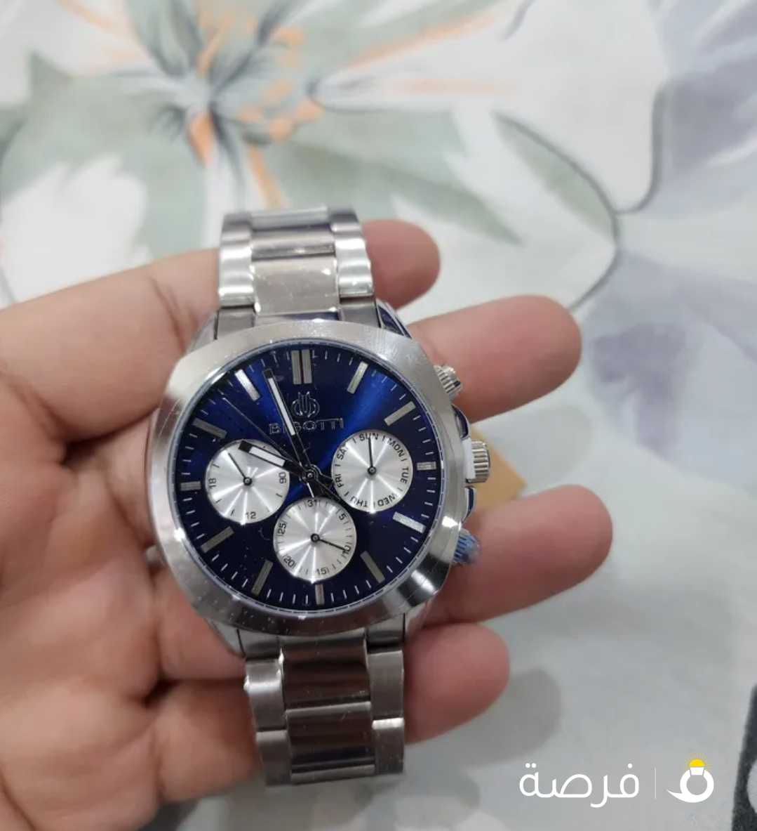 ساعتين اوميغا وبيغوتي