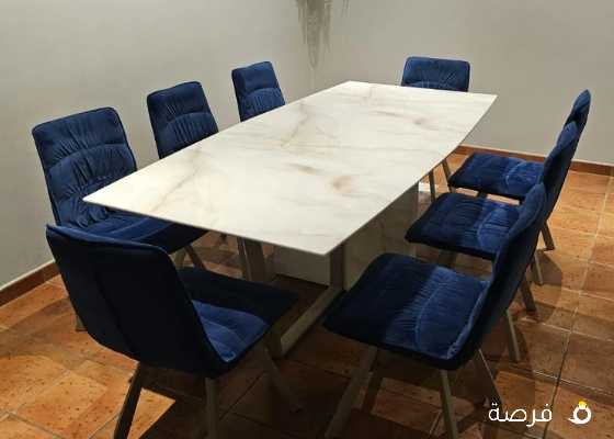 طاولة طعام 8 اشخاص مستعمل بحالة جيدة