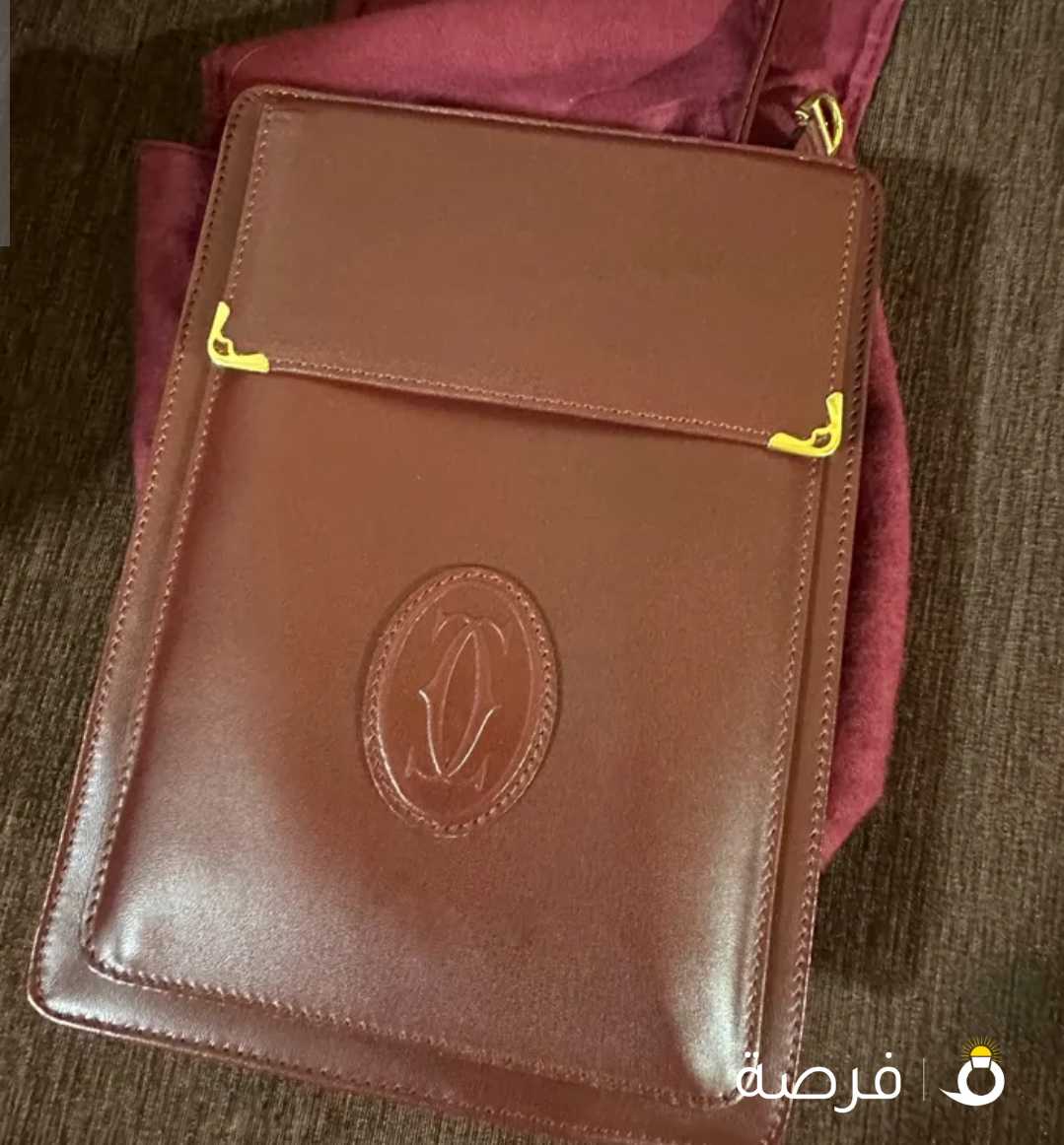 شنطه يد كارتير 1983 ڤنتج اصليه غير مستخدمه بكامل الملحقات