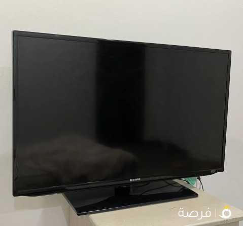 شاشة تلفزيون من سامسونج الذكية لون اسود عالية الدقة 50انش