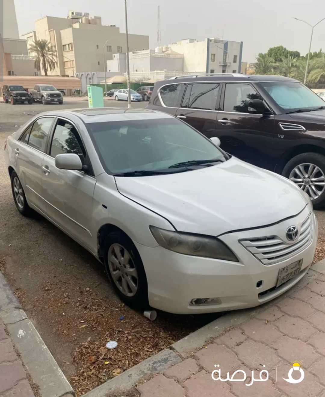 للبيع كامري 2008 مكيف بارد تواير جدد 4 سلندر بيمة سنة تحتاج باور سكان فقط