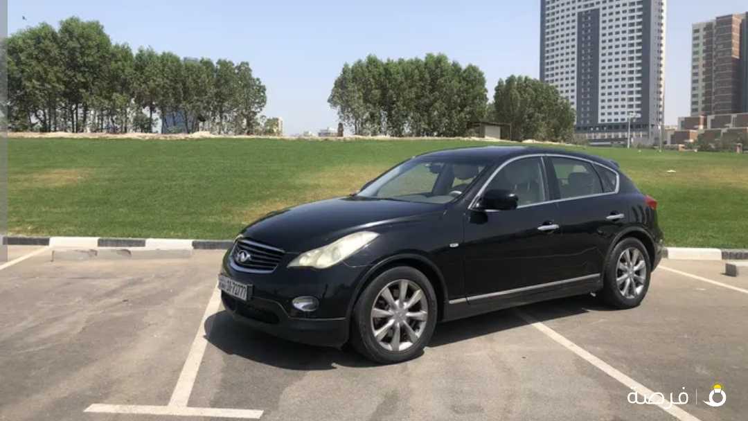 للبيع جيب انفنتي2010 بحاله جيده كامل المواصفات