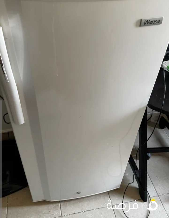 ثلاجة ونسا