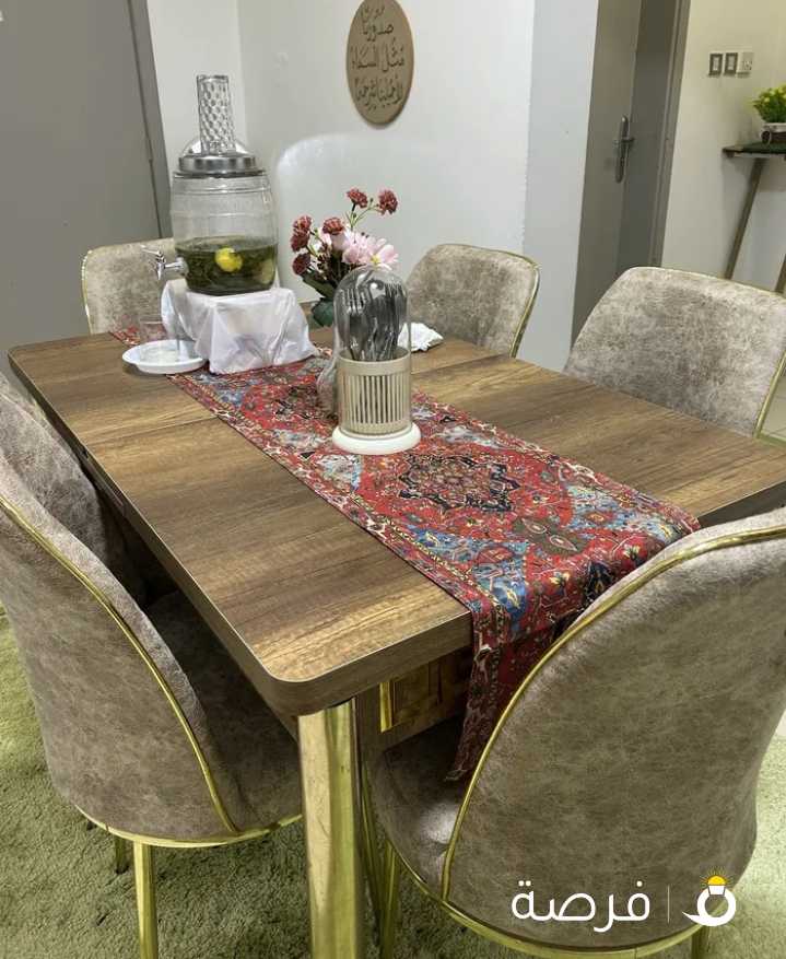 طاولة طعام 6 أفراد كبيره