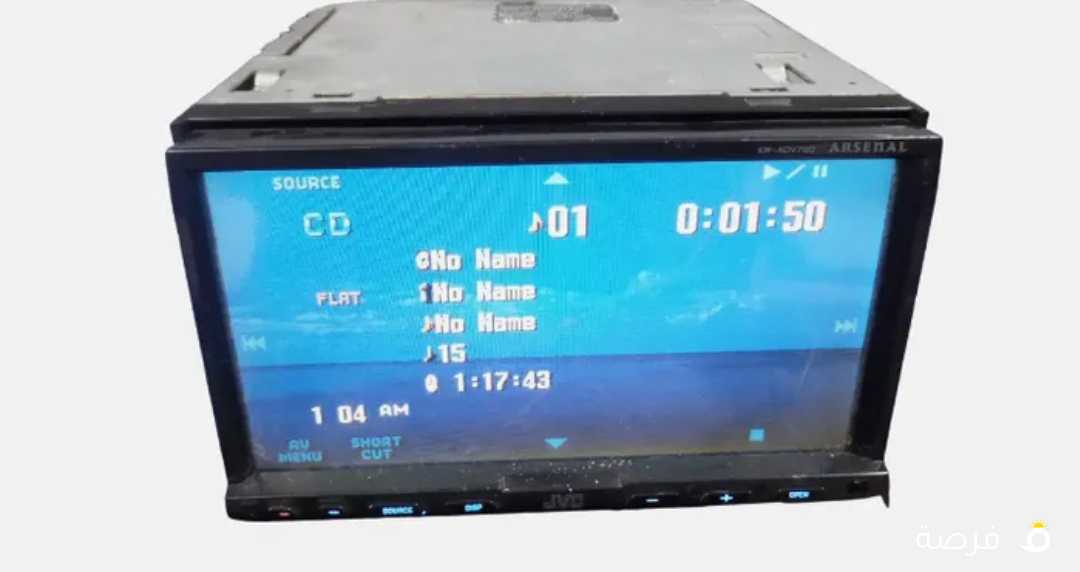 شاشة سياره مع DVD و ريموت نظيفه