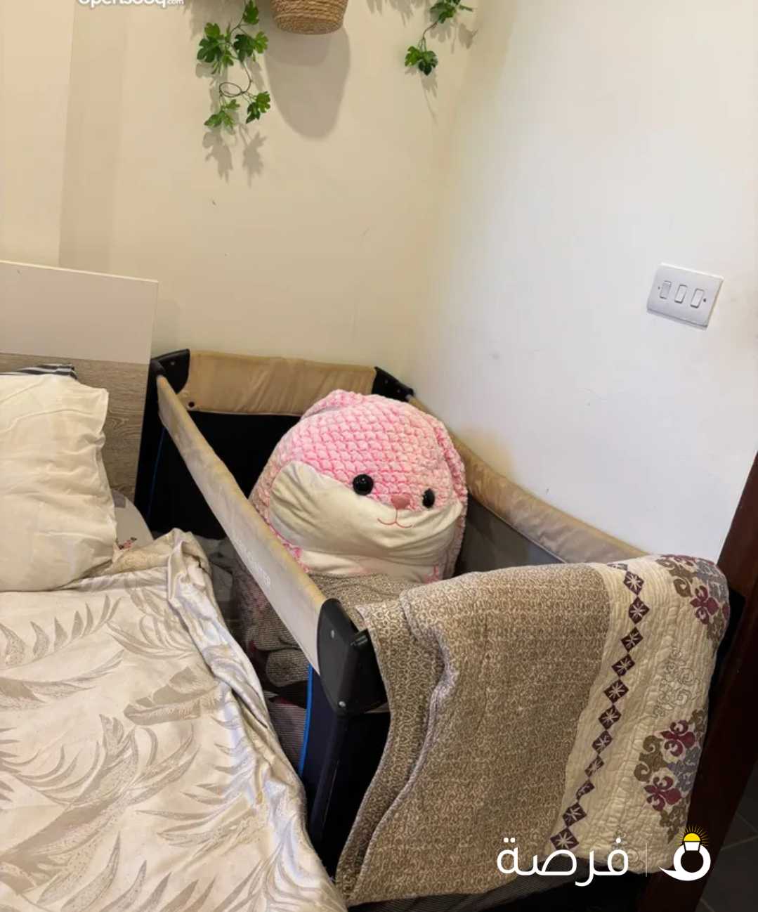 تخت أطفال للبيع