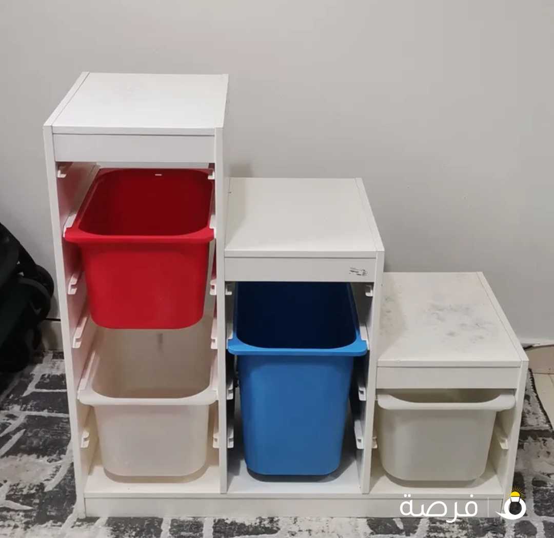 اغراض اطفال متنوعة بحالة جيدة للببع لعدم الحاجة