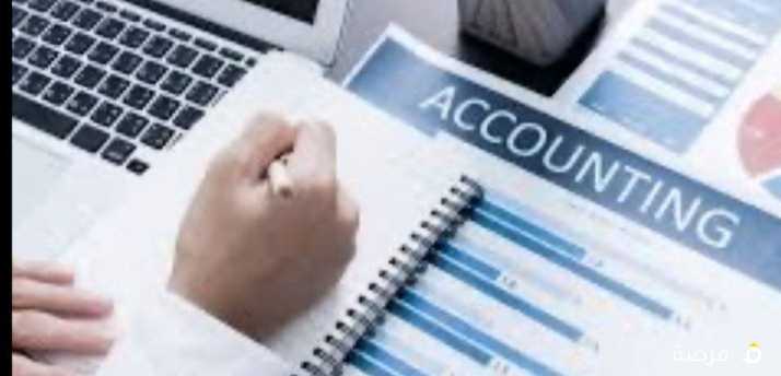 محاسب یطلب عمل خبره