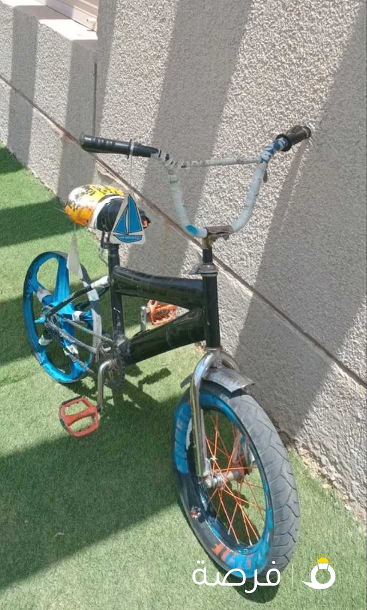 مستعمل. مبدل رنق و لون اسود