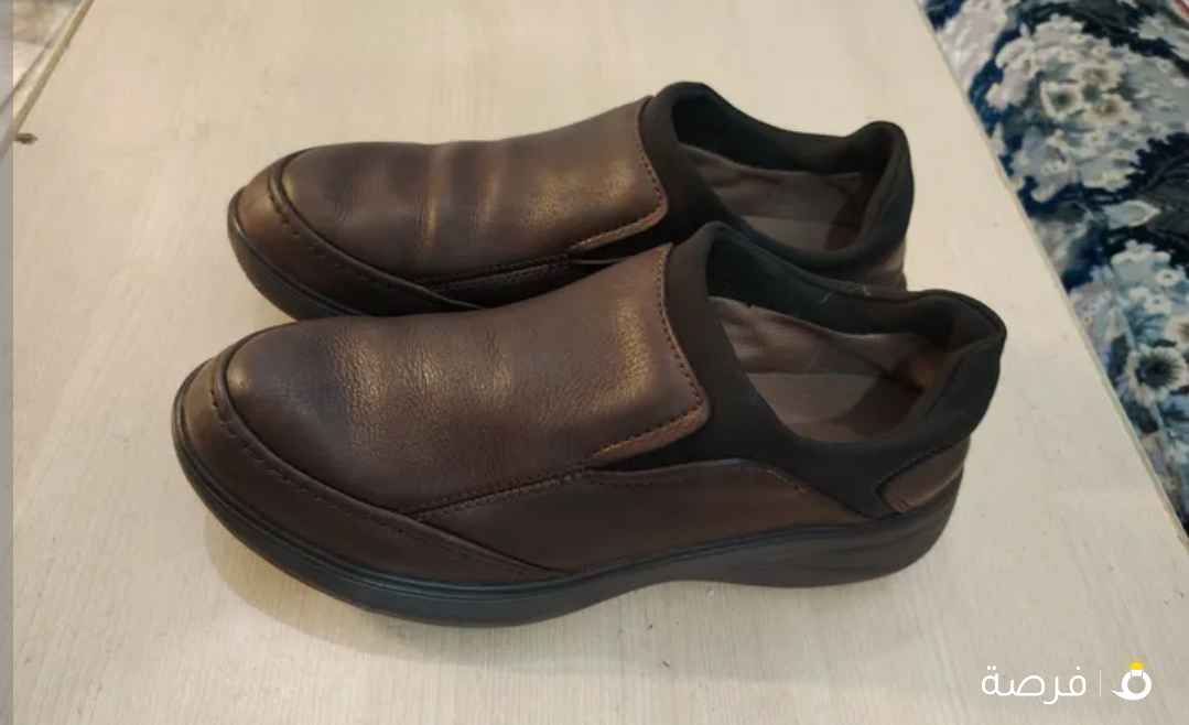 حذاء ماركه Hush puppies