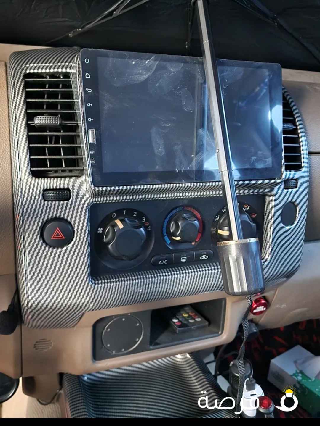 شاشة بلاتوث