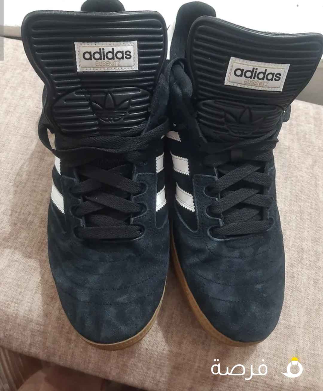 كوتشي ماركة أديداس اصلي صناعة فيتنامي استعمال خفيف نظيفة جدا مقاس كبير 47 / 48