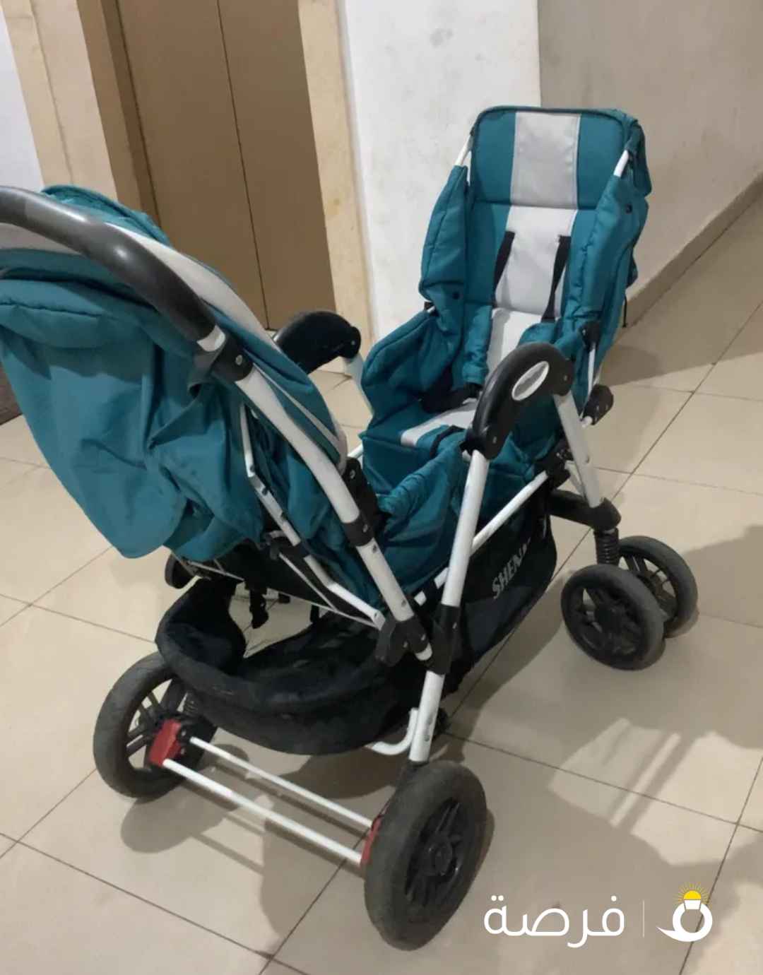 عرباية اطفال ثنائي جديد مستعمل مرتين