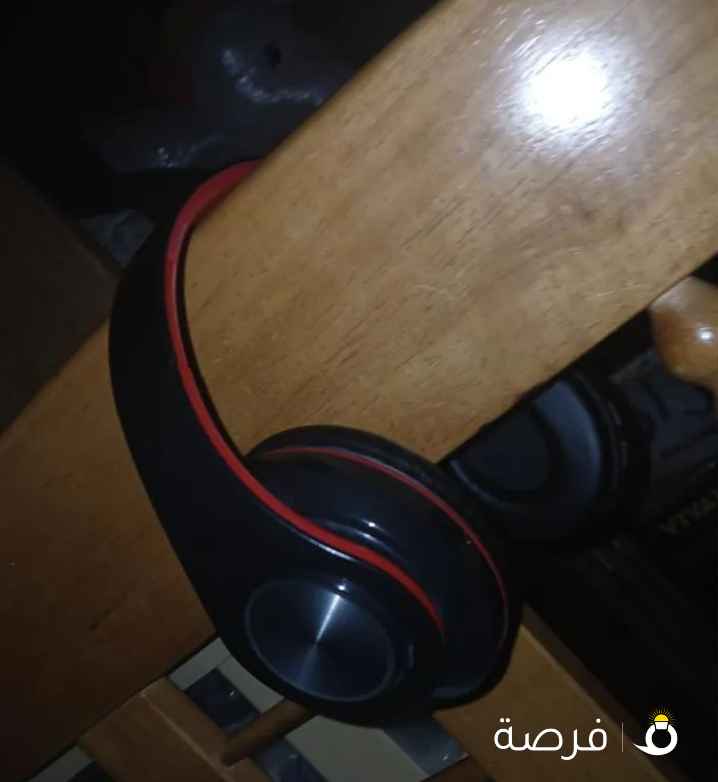 سماعات قوية و الصوت عالي و يوجد بها ضوء و مميزة لا تفوت العرض السعر 3 دنانير فقط