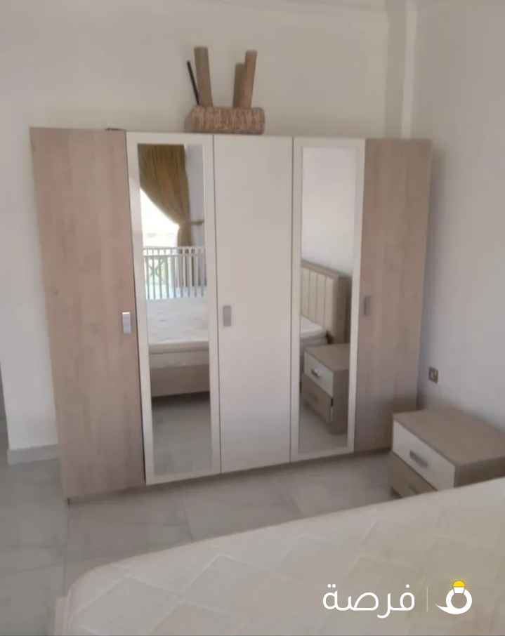 نجار موبيليا لفك وتركيب وتصليح جميع انواع النجاره