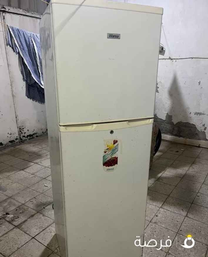 للبيع عدد 2 ثلاجه بحاله جيده