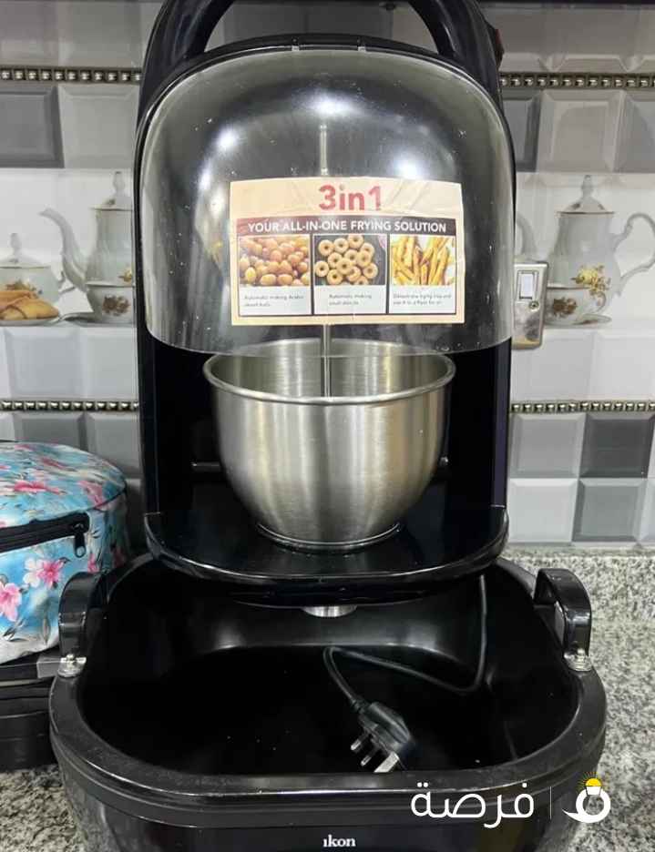 صانعة اللقيمات والدونات