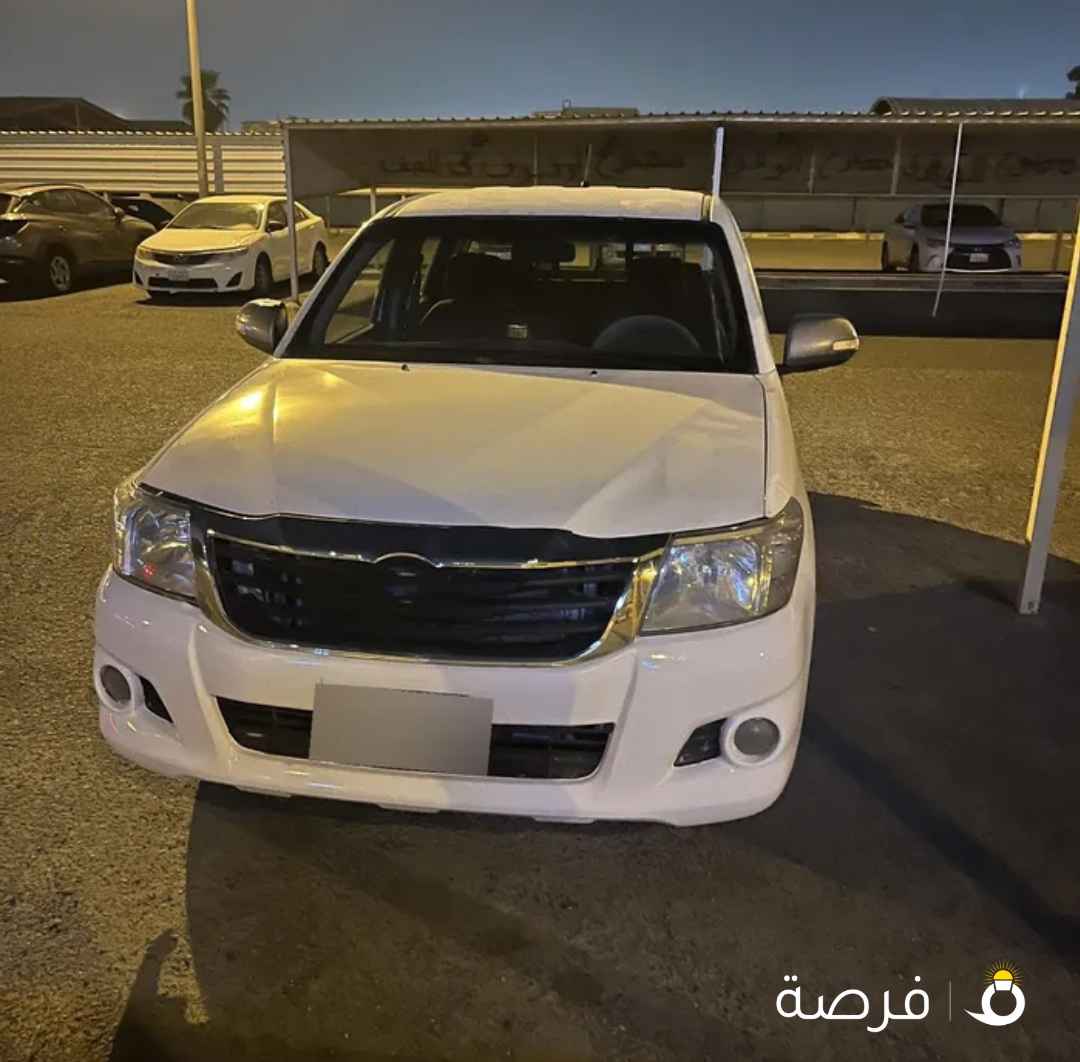 للبيع هايلكس موديل 2014 تماتيك ماشي 420 الدرجه الأولي في راس شاصي ليس له تاثير في الاستعمال