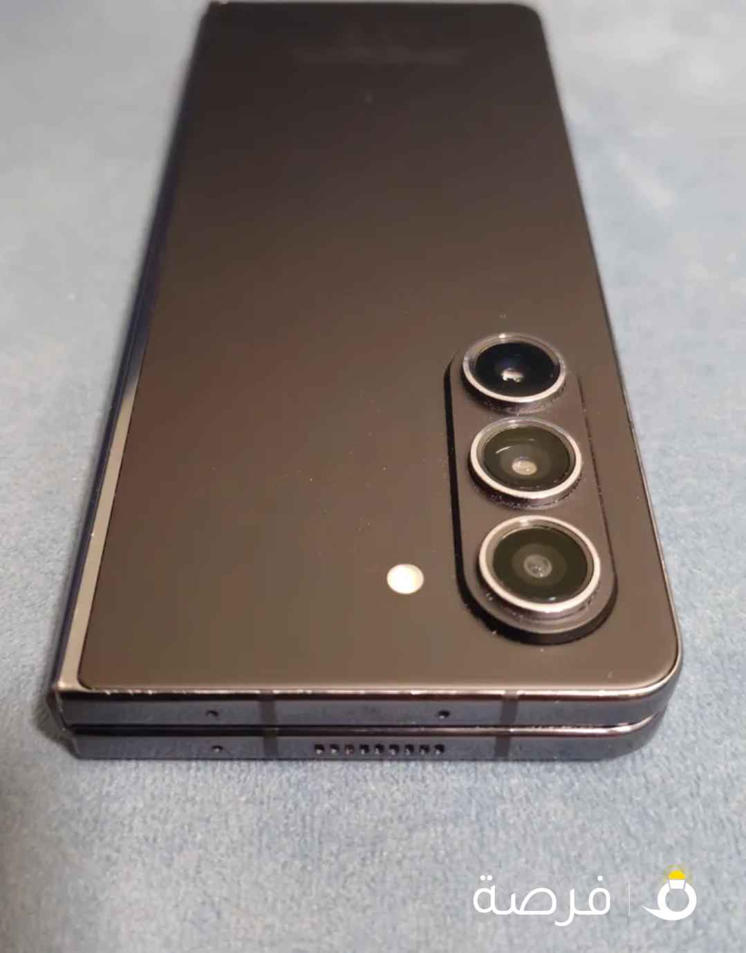 Z fold 5 الجهاز نضيف مثل الجديد