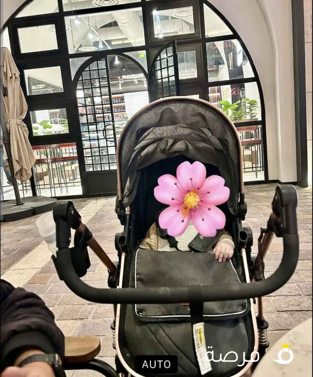 عرباية اطفال مع جهاز جميع قطعها تصبح سرير و كرسي تتغير ل ثلاث وضعيات للبيع