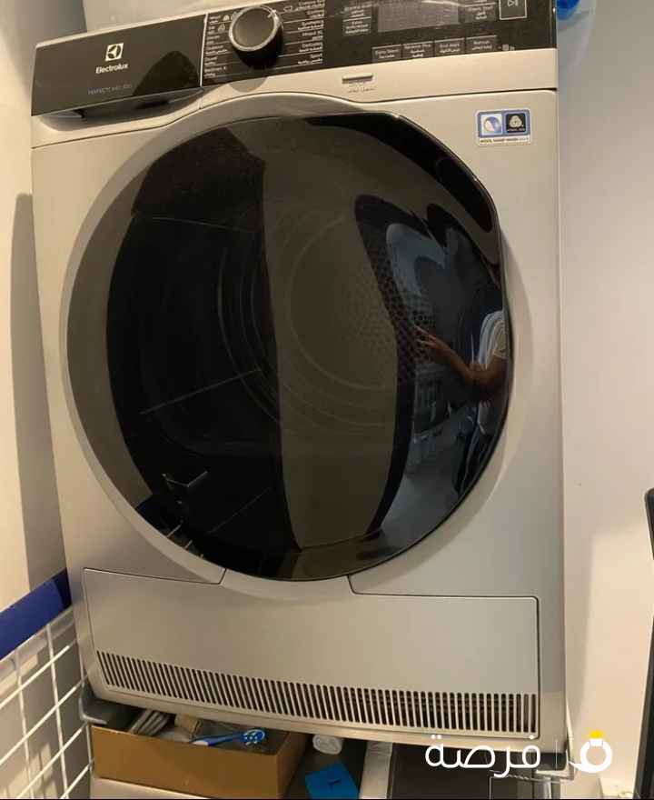 غساله و نشافه استعمال شهرين

الغساله 11 كيلو السعر 150 دينار

النشافه 9 كيلو السعر 130 دينار