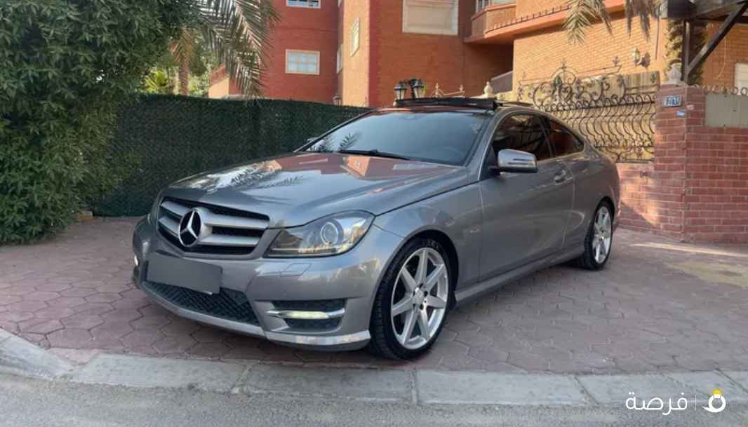 للبيع مرسيديس C250 صبغ الوكالة