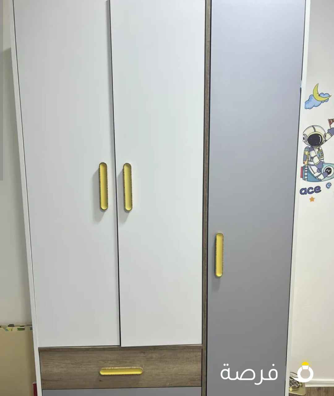 كبت ملابس اطفال