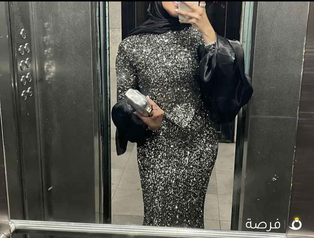 فستان سهرة ثقيل و فخم 4 قطع