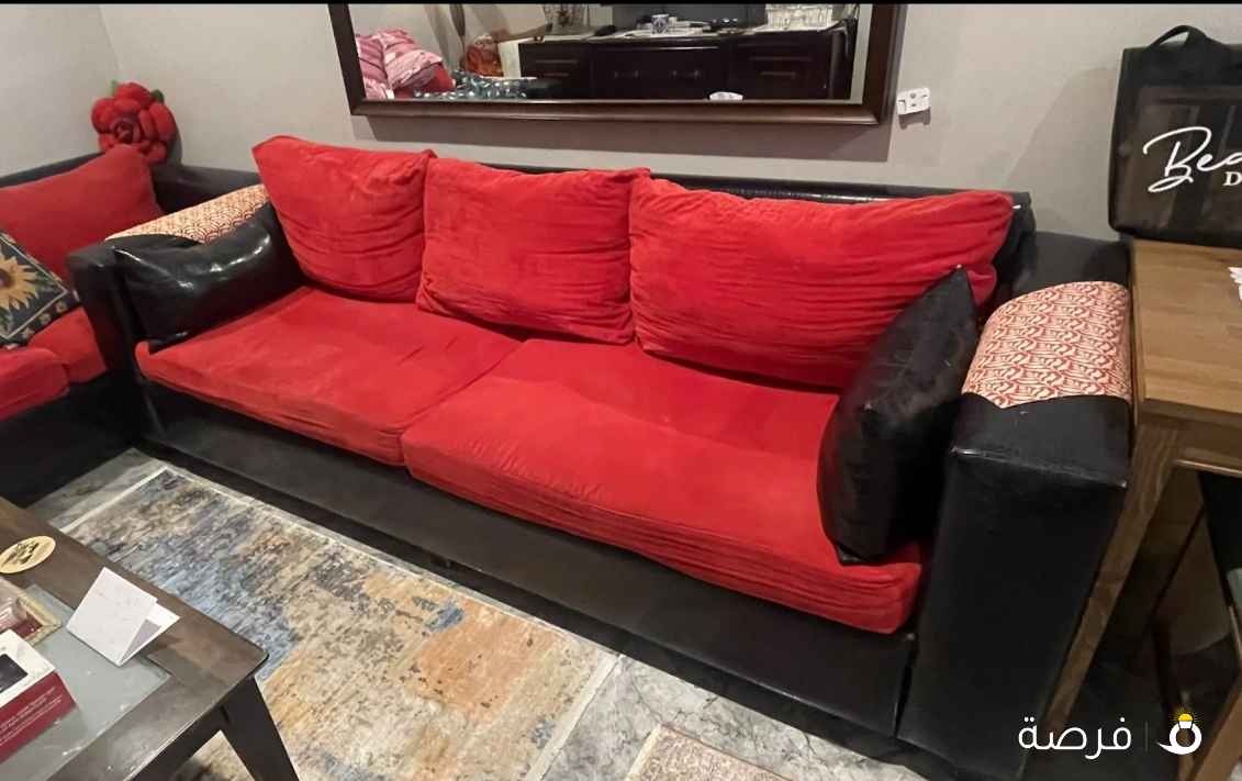 اثاث بحالة ممتازة