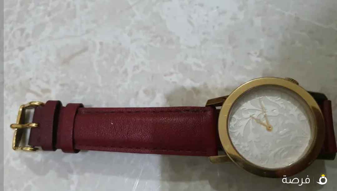 ساعة ماركة فرنسيه