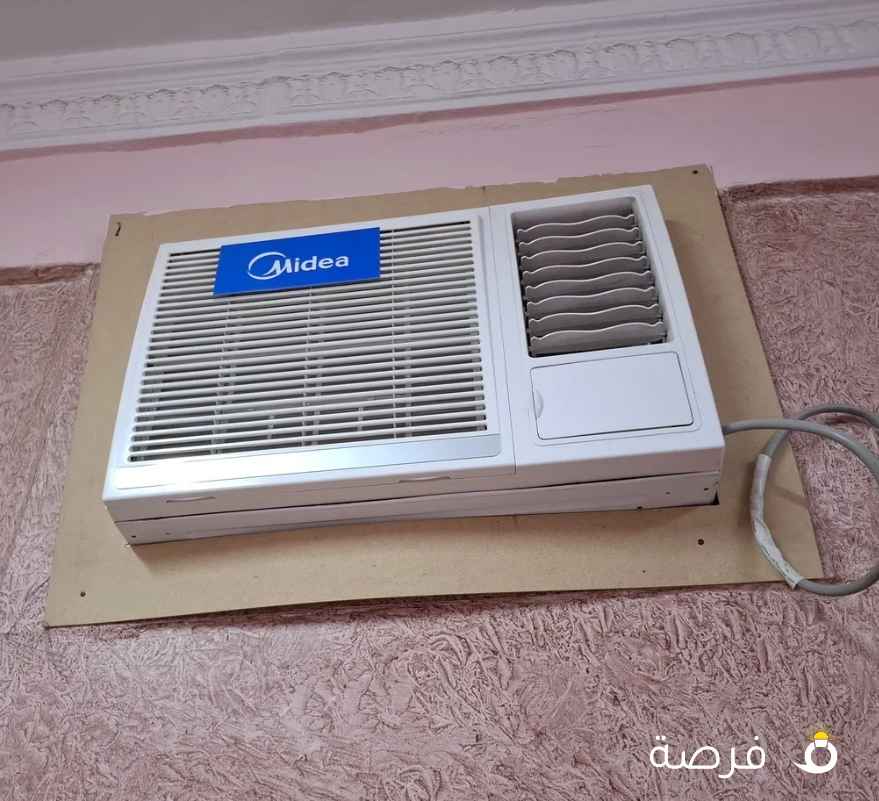 Midea, window AC 1.5 tons, used for 3 years