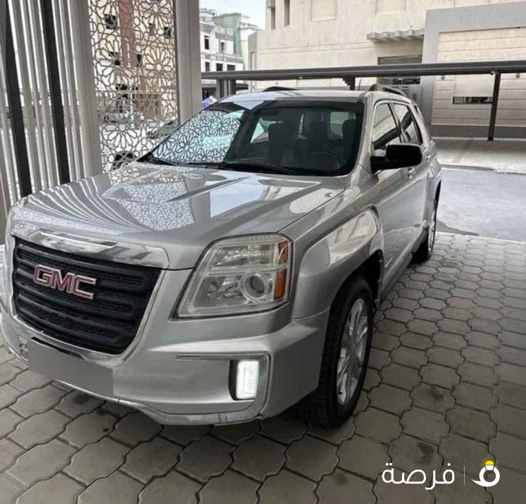 جيب جمس تيرين 2017 موديل فضي بدون حوادث بحالة ممتازة مع مقاعد كهربائية وتكنولوجيا حديثة