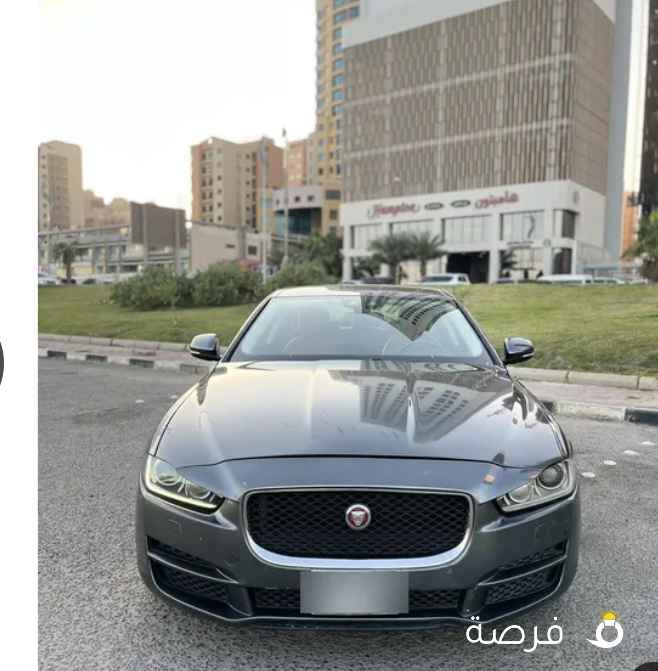 جاكوار XE موديل 2018 كامل المواصفات عداد 56 الف وارد الكويت صبغ وكاله عدا قطعه شرط الفحص