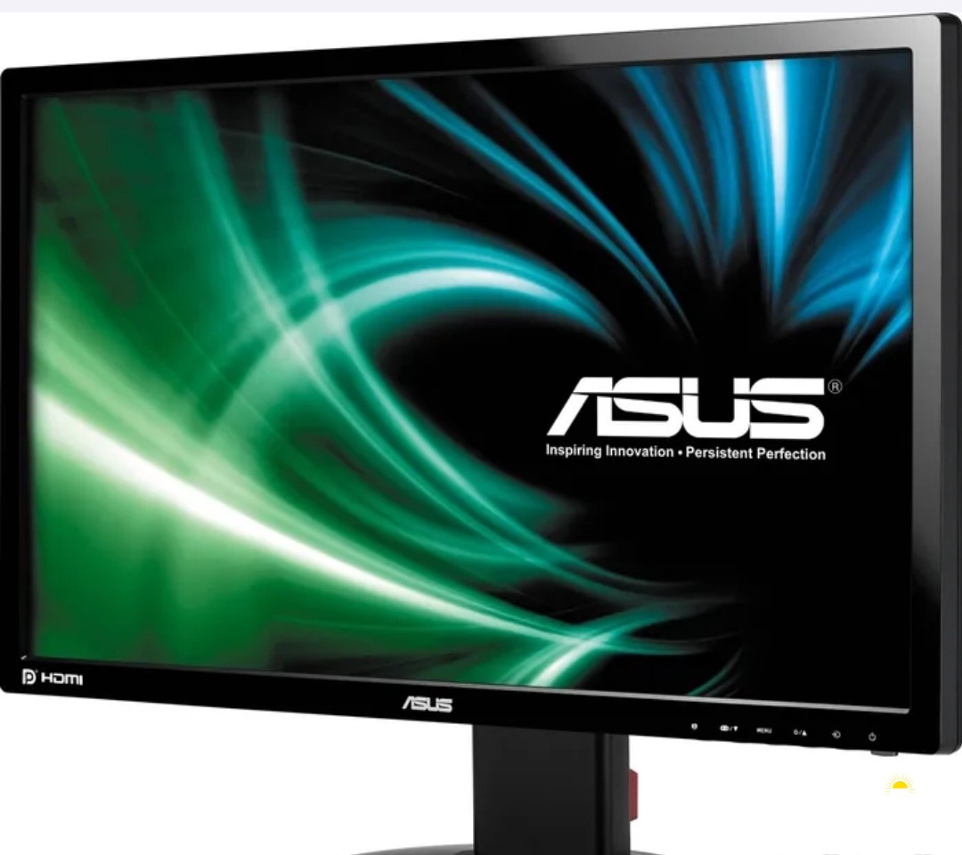 شاشة Asus 144Hz نظيفة