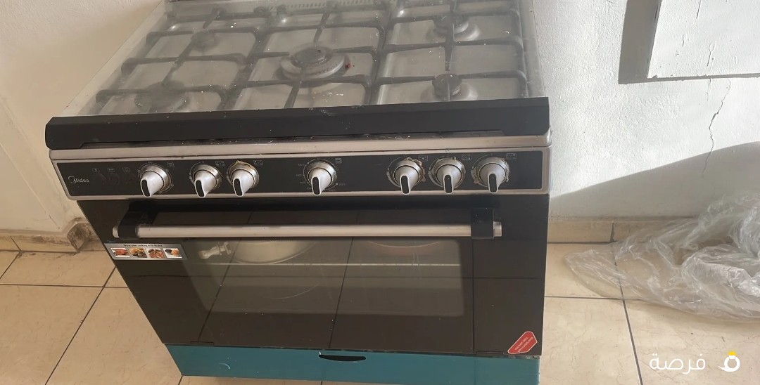 Oven for Sale with 5 burners and grill