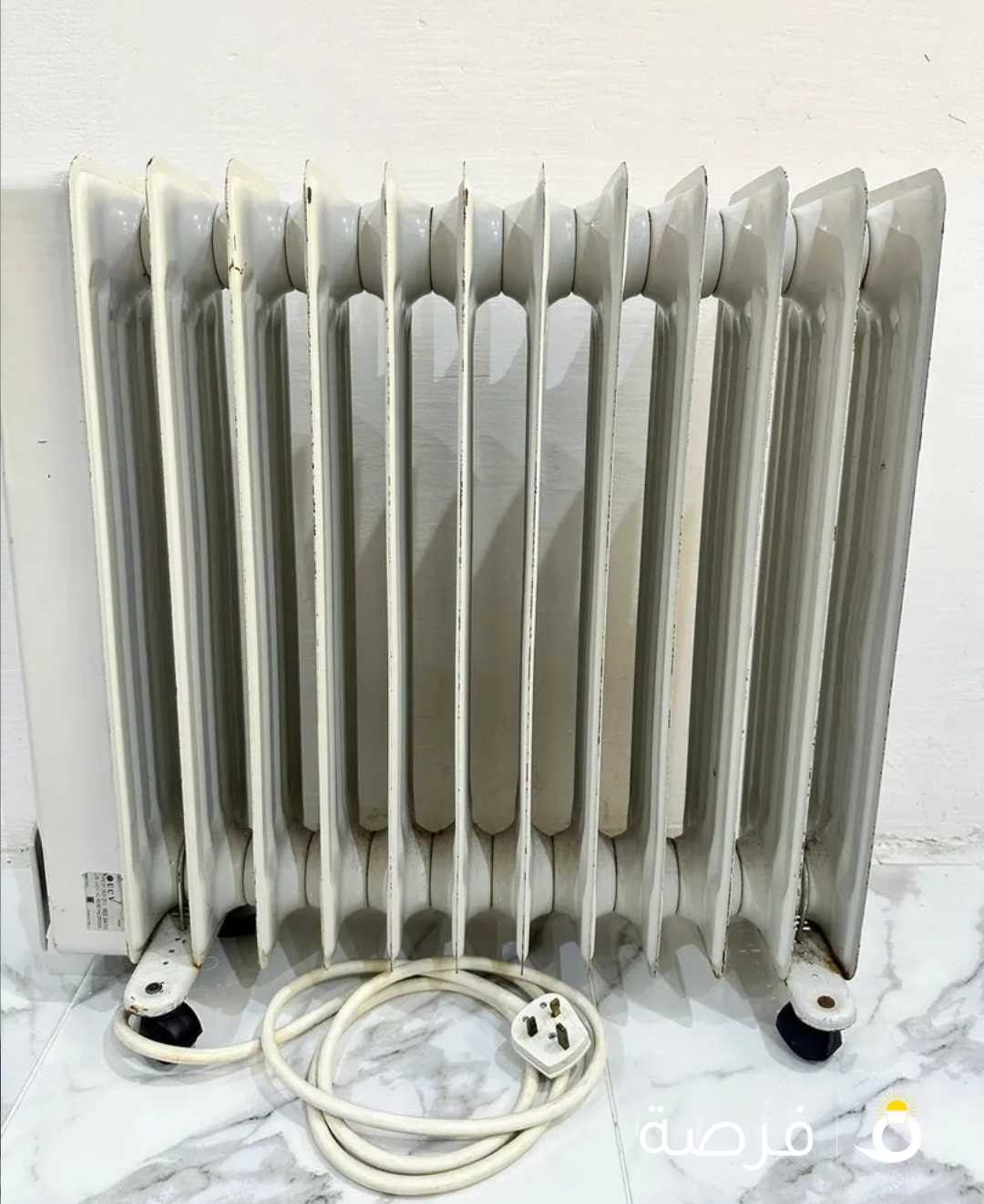 12 FIN Oil Heater, in good condition