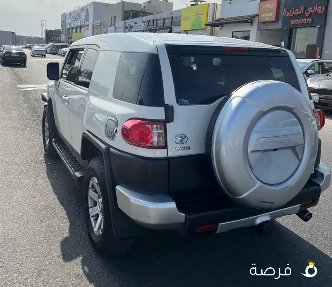 Toyota FJ Cruiser 2023