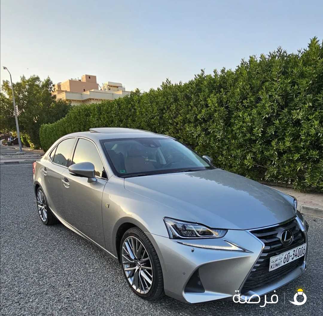 للبيع Lexus IS300 2020 عداد 2