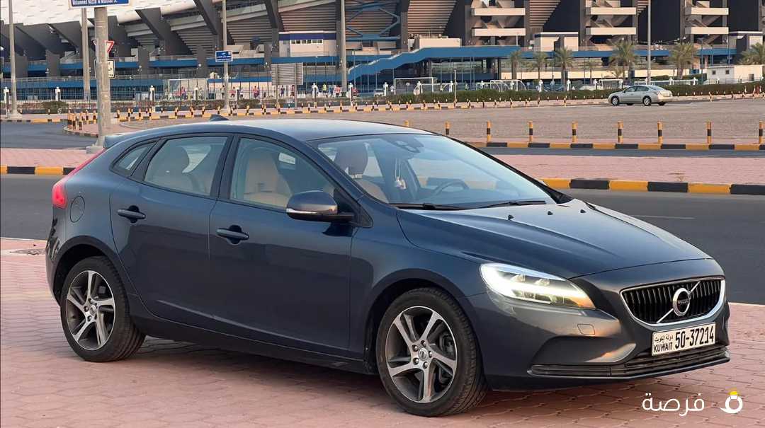 فولفو V40 1500cc صبغ وكاله تصدير مالك اول