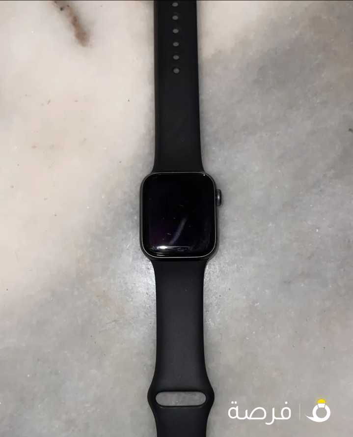 Apple Watch Series 4 ,40mm ساعة ابل الجيل الرابع