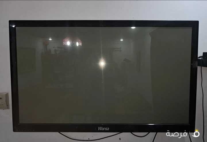 شاشة تليفزيون LCD مقاس 43"