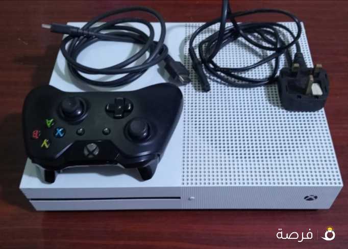 XBOX ONE S 1000GB شبه الجديد