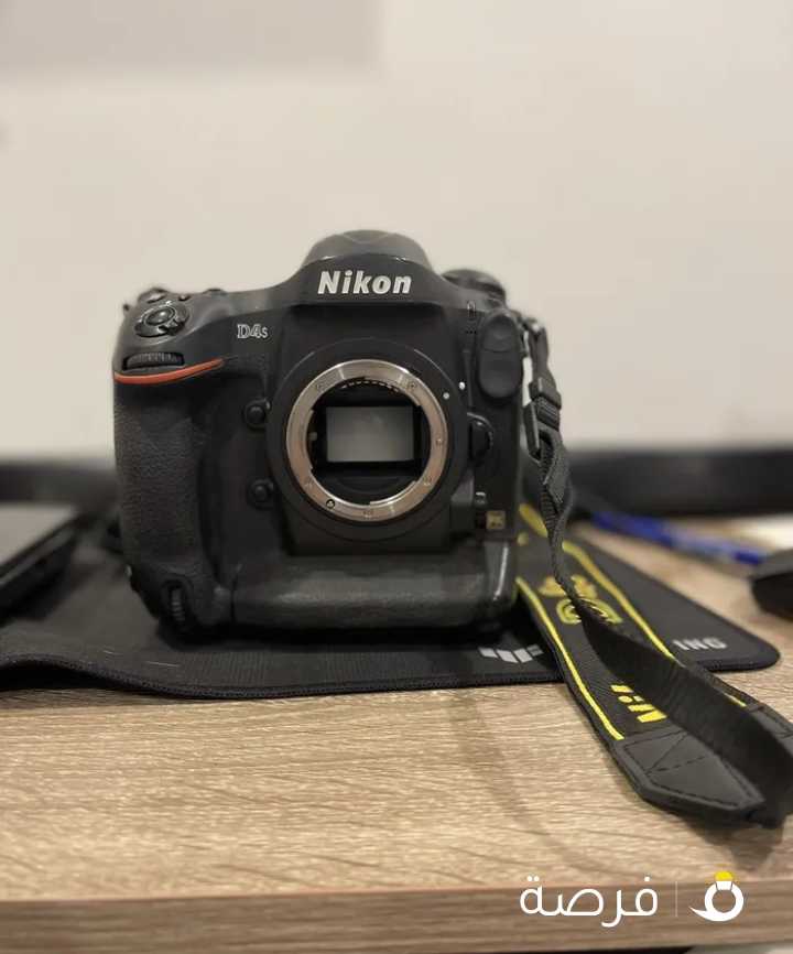 Nikon d4s للبيع