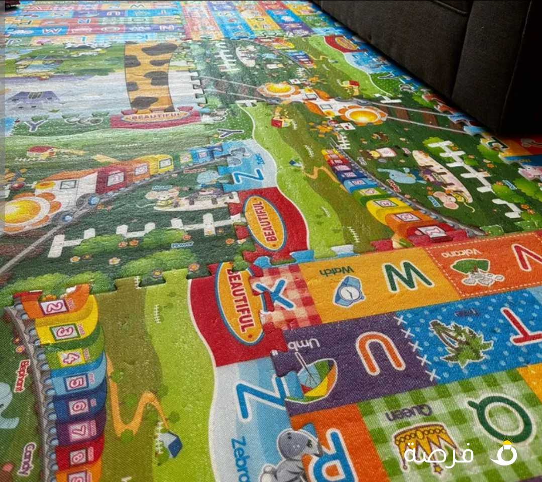 Kids playing sponge floor mat