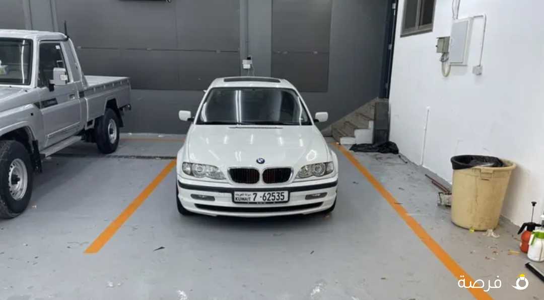 سياره bmw 2004 للبيع